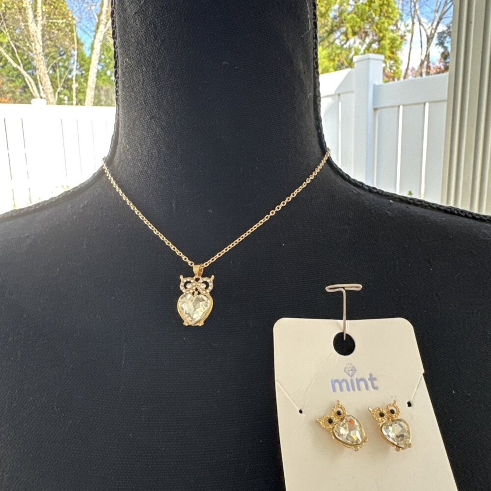 Mint Rhinestone Owl Set Necklace & Earrings Set NEW Clear CZ Goldtone Costume